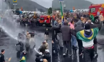 VÍDEO: Manifestantes tomam mangueira de caminhão em confusão durante trabalho de bombeiros no Paraná