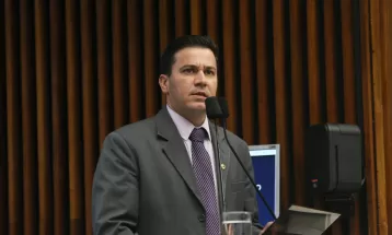 Deputado e coordenador da Frente Parlamentar do Pedágio no Paraná, Arilson Chiorato é nomeado na transição de Lula