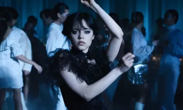 Jenna Ortega se firma como a nova 'rainha do terror' e quer 'situações mais perturbadas' em 'Wandinha'