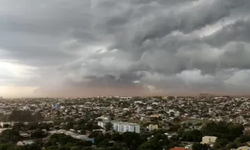 Inmet faz alerta de chuvas intensas a várias regiões do Paraná entre terça (21) e quarta (22)