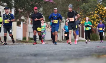 Corrida muda trânsito em bairros de Curitiba no domingo (26); confira ruas afetadas