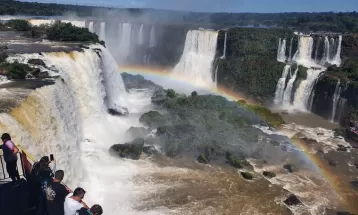 Parque Nacional do Iguaçu registra maior visitação da história para mês de abril; foram mais de 150,8 mil pessoas 