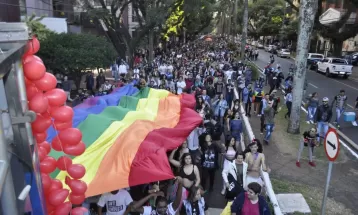 10ª edição da Parada do Orgulho LGBT+ acontece em Maringá neste domingo (21); veja local