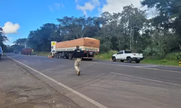 BR-277 em Nova Laranjeiras é liberada após mais de 24 h de interdição