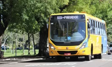 Empresas do transporte coletivo receberam quase R$ 33 milhões neste ano da Prefeitura de Londrina para cobrir custos do serviço, mostra documento