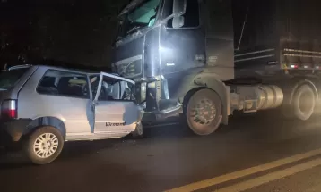 Adolescente suspeito de furtar carro da Prefeitura de Virmond fica gravemente ferido após acidente na BR-277