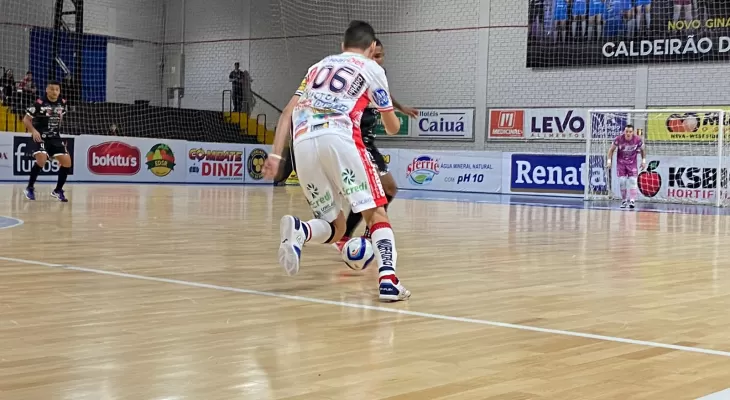 Cascavel Futsal mantém a invencibilidade na Neva