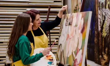 Exposição "Toque de Arte" celebra talento de artistas locais no MAC