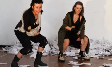 Teatro José Maria Santos recebe a peça "ESPANTO" a partir deste sábado