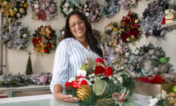 Artesãos de Curitiba se preparam para o início das tradicionais Feiras de Natal