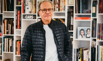 Quem é Tanure, empresário que tenta monopolizar ramo da tecnologia no Paraná