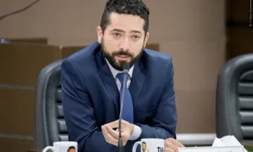 Advogado de Edgar Bueno ingressa com pedido de cassação de Tiago Almeida