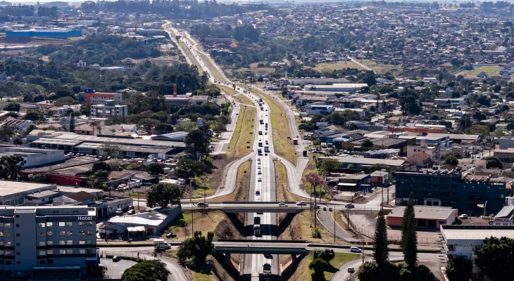 Operações miram corrupção e desvio de recursos do SUS em cidades do Paraná