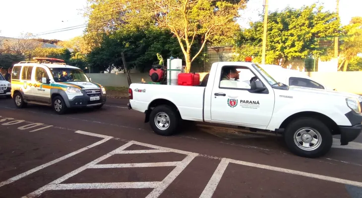 Com possível surto de febre Chikungunya, Cascavel adota fumacê