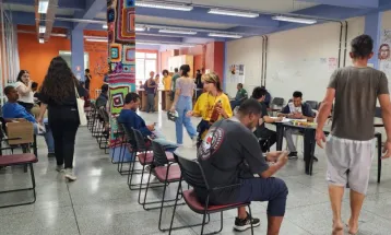 Núcleo periférico de Curitiba realiza último ato em sede física após ordem de despejo