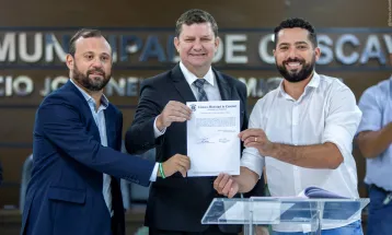 Suco (PSD) se licencia e Mauri Schaffer assume a vaga