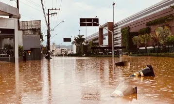 Balneário Camboriú decreta emergência devido a alagamento