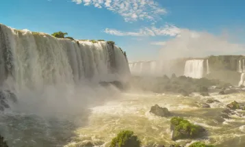 Parque Nacional do Iguaçu amplia horários e experiências para as férias de janeiro