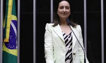 Eleita por São Paulo, Rosângela Moro gasta cota parlamentar em viagens ao Paraná