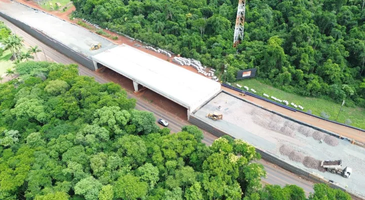 Duplicação da Rodovia das Cataratas caminha em ritmo lento e causa transtornos