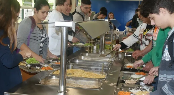 Intoxicação alimentar na Unioeste: Vigilância Sanitária investiga causa do surto