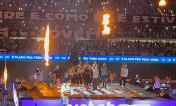 San-São com Neymar como expectador ilustre