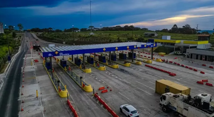 Pedágio sobe em cinco praças da Via Araucária enquanto obras avançam em ritmo limitado