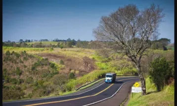 Condições de algumas rodovias do Paraná: tráfego fluindo normalmente