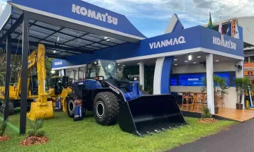 Vianmaq destaca inovação no Show Rural Coopavel 2025 com parceria Komatsu e Williams Racing