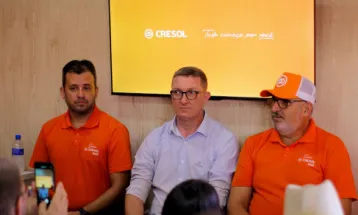 Cresol celebra 30 anos com presença no Show Rural Coopavel 2025