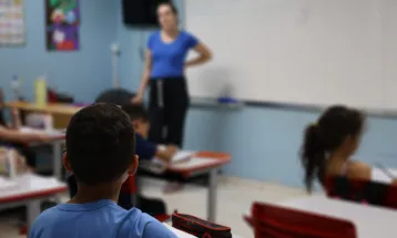 Siprovel afirma que faltam professores em escolas e CMEIs de Cascavel