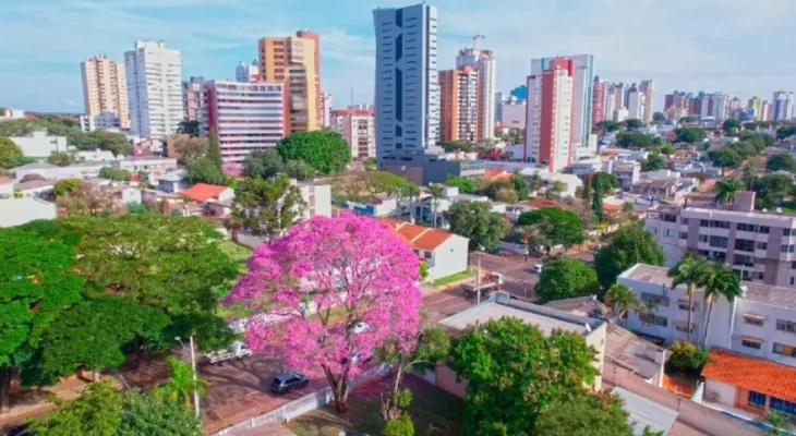 Cascavel tem sexta-feira de calor e possibilidade de chuva à tarde