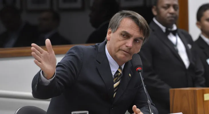 Na mira da PGR: denúncia contra Bolsonaro por tentativa de golpe divide opiniões