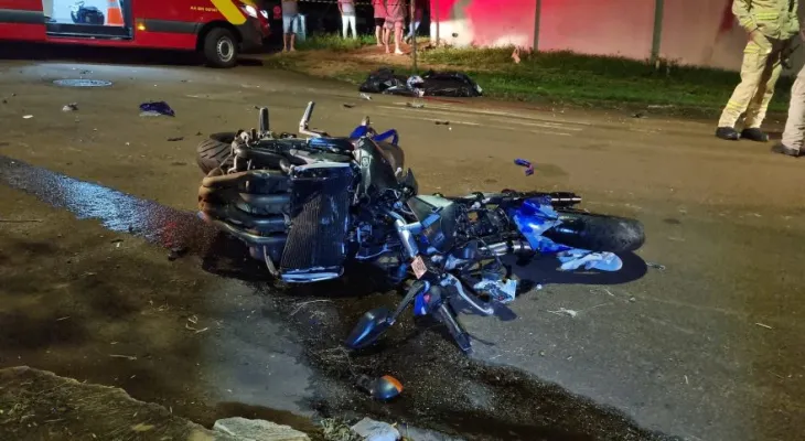 Motociclista morre em acidente no Centro; motorista envolvido é preso após recusar bafômetro