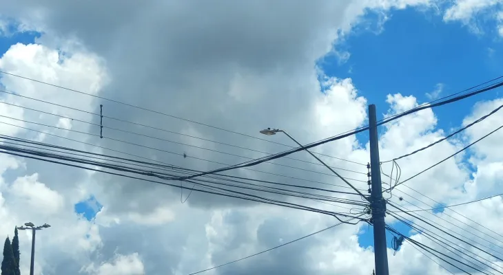 Cascavel enfrenta mais um dia de calor intenso, sem previsão de chuva