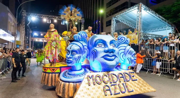 Escola de Samba Mocidade Azul vence o Carnaval 2025 de Curitiba