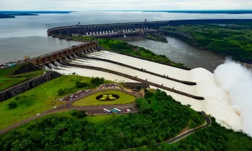 Governo Federal assina suspensão de alta na tarifa de Itaipu