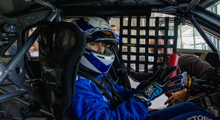 Brasil tem pela primeira vez três mulheres no automobilismo internacional