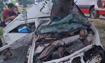 Grave acidente mata adolescente e deixa jovem gravemente ferido na BR-153