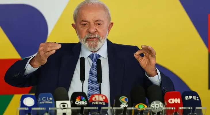 Em pesquisa, 55% desaprovam governo Lula