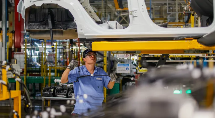 Indústria do Paraná cresce 3,9% e supera desempenho paulista, aponta IBGE