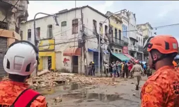 Desabamento de casarão causa uma morte no centro do Rio