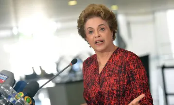 Dilma continua à frente do Banco do Brics por mais 5 anos