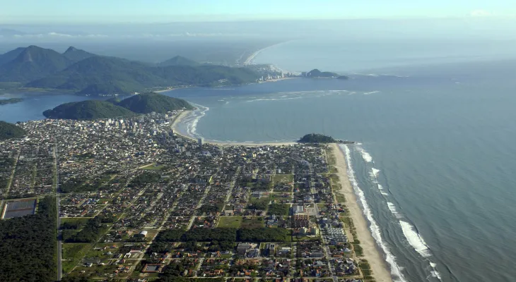 Equipes da Adapar reforçam cuidados para evitar gripe aviária no Litoral