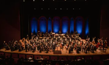 Tributo a Ravel: estreia da Orquestra Sinfônica em 2025 leva 4 mil pessoas ao Guairão