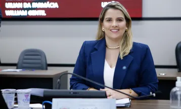 Maringá: Majô Capdeboscq assume a presidência da Câmara de Vereadores