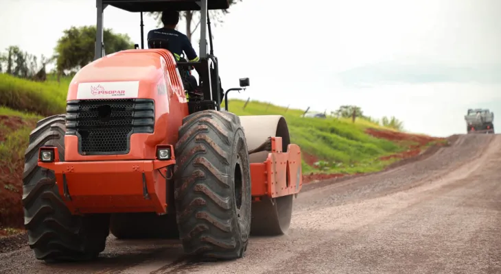 Prefeitura avança com obras de pavimentação na área rural de Cascavel