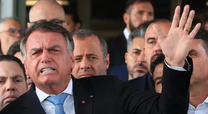 PGR defende reforço de policiamento perto da casa de Bolsonaro
