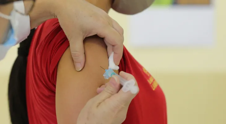 Paraná antecipa início da vacinação contra a gripe para a próxima terça-feira