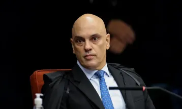 Moraes nega mensagens em celular de Daniel Vorcaro: "Não foram enviadas a mim"